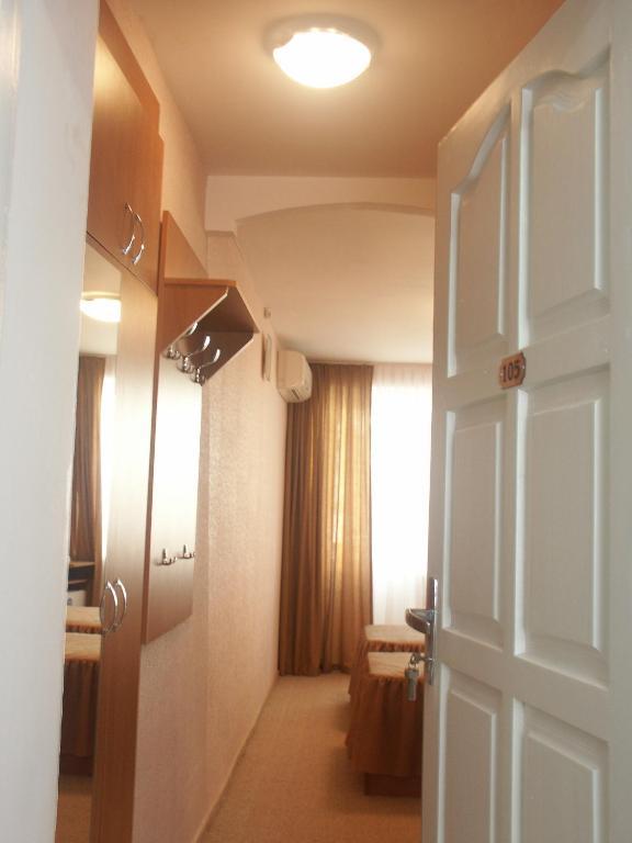 Marrion Hotel Odessa Kamer foto