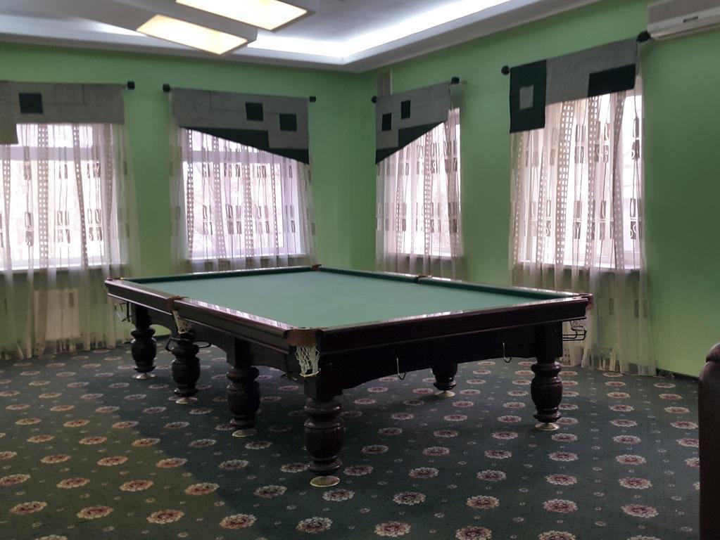 Marrion Hotel Odessa Buitenkant foto