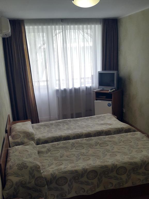 Marrion Hotel Odessa Buitenkant foto