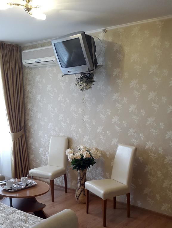 Marrion Hotel Odessa Buitenkant foto